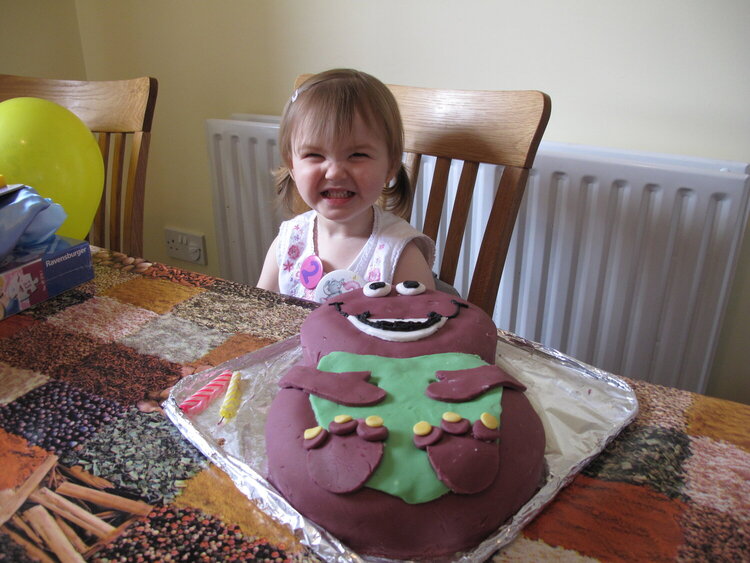 Sophie&#039;s 2nd Birthday - homemade Barney Cake