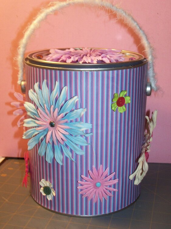 Flower Power Pail-Side view 2