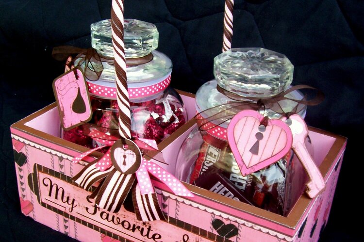 RP &quot;Chocolate Kisses&quot; Candy Jar- Closeup