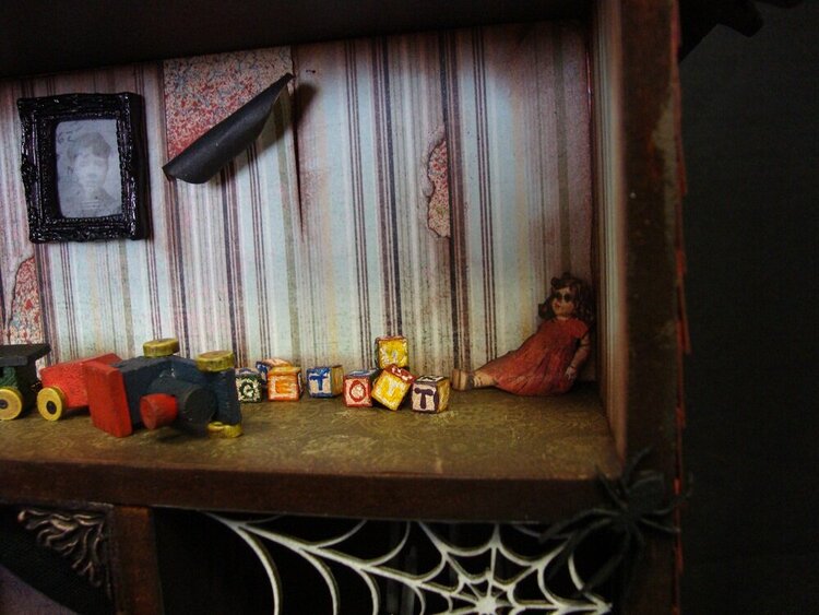 Haunted House Shadow Box Kid&#039;s Room