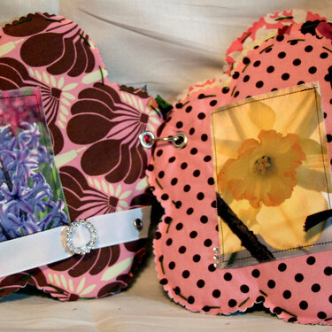 Fabric Flower Mini Pages 2&amp;3
