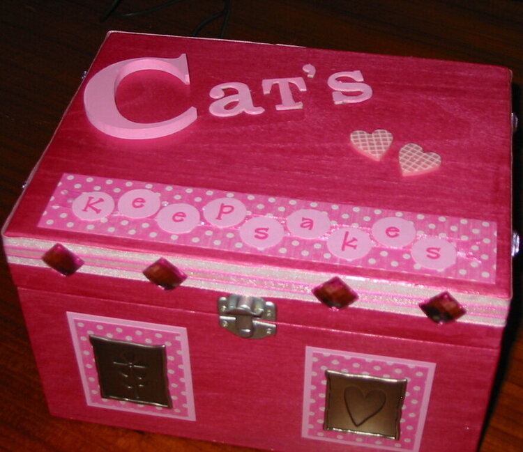 Cat&#039;s keepsake box