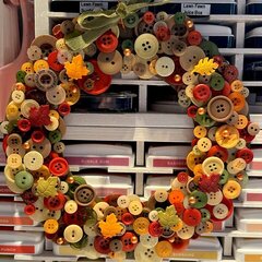 Buttons Galore Fall wreath