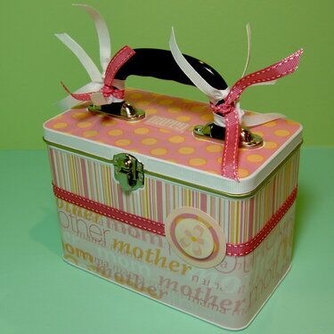 Tin Purse - Mother - Outside 1