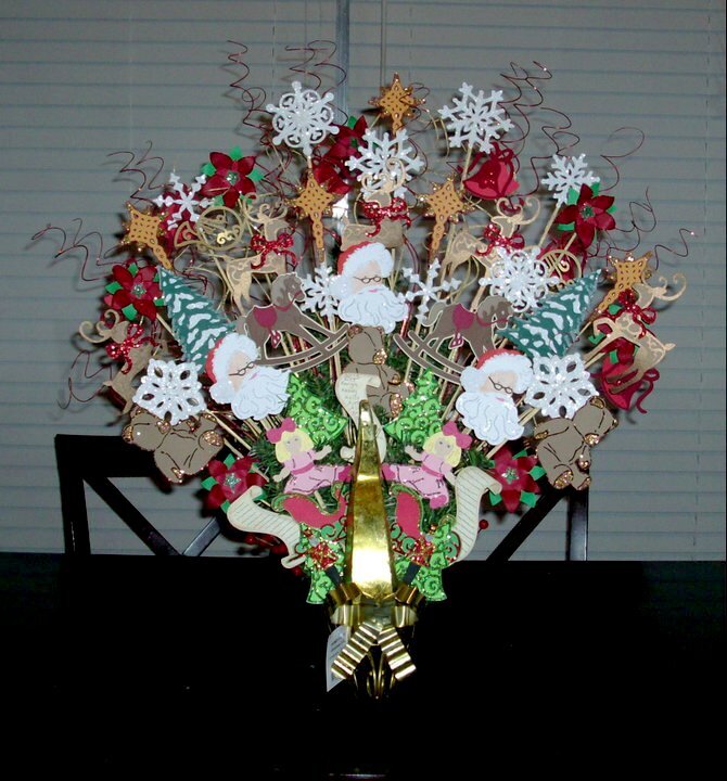 Cricut Christmas Centerpiece front