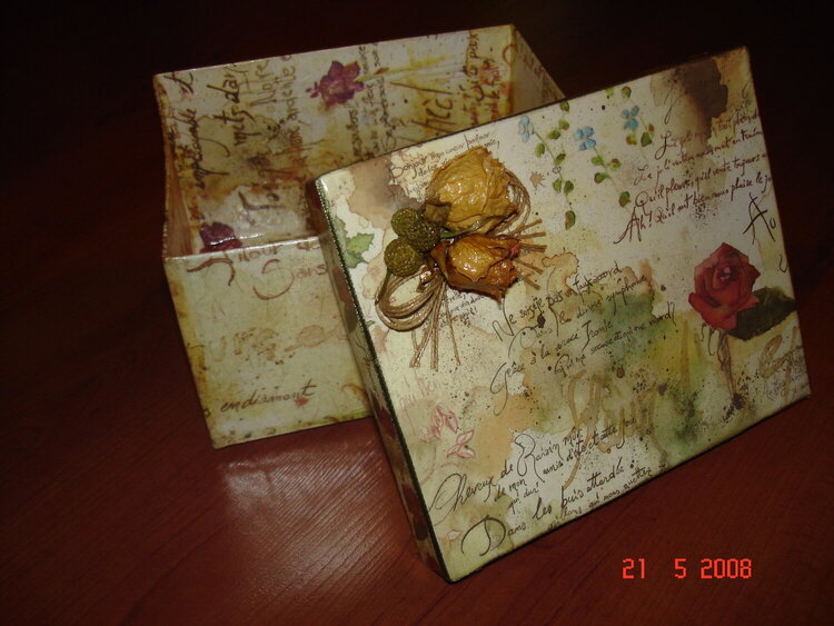 Una pequea caja (a little box)