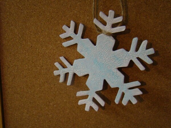 crackled snowflake