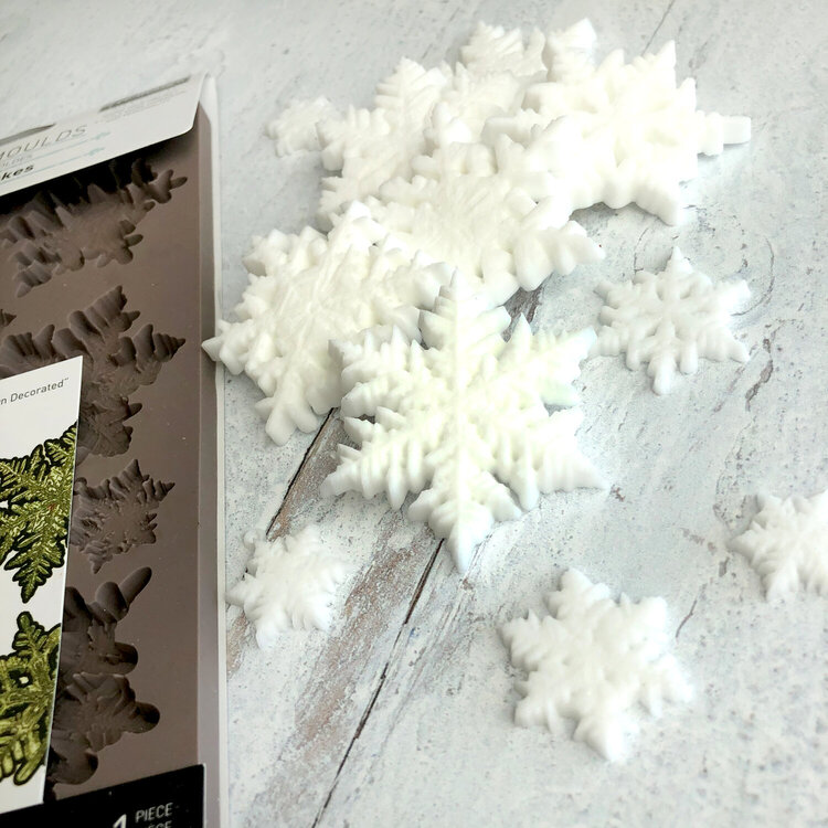 EXCLUSIVE Redesign Snowflake Mould