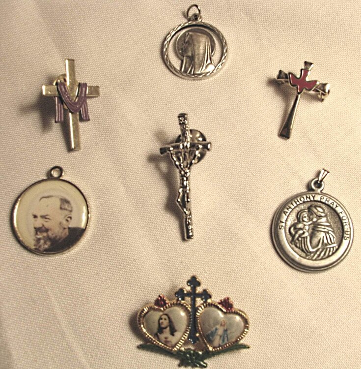 10/12 This is what I keep in my Rosary box