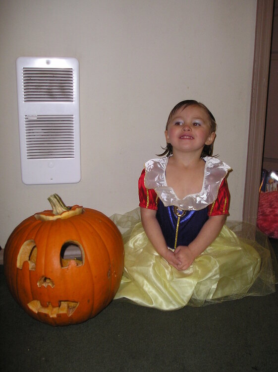 snow white nad her pumpkin