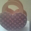 Louis viuttion wooden purse