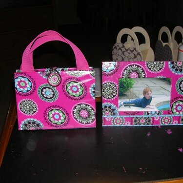 Front View Vera Bradley Purse photo album and picture frame