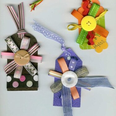 Ribbon Button Tags