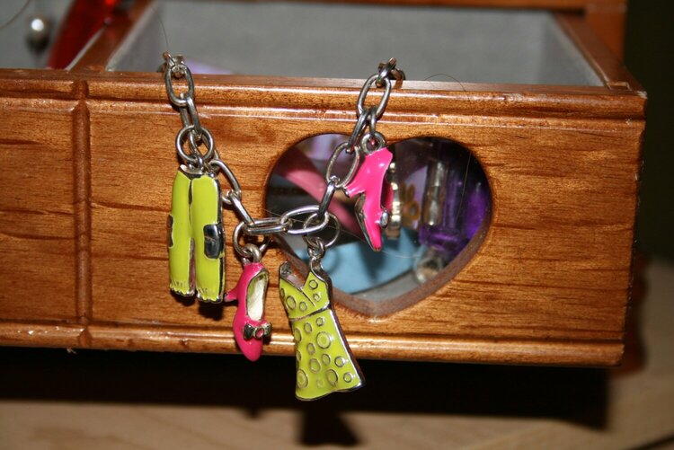 4. A charm bracelet 9 pts