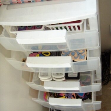 7 drawers organized!