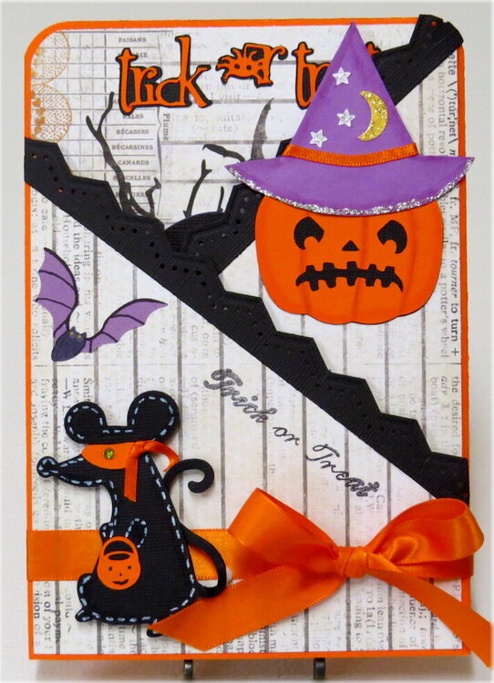 Mouse 2 Lg. Gate Fold Halloween Card