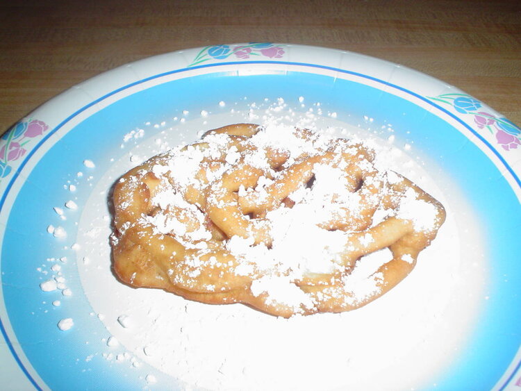 #4 - Funnel Cake (3 pts)