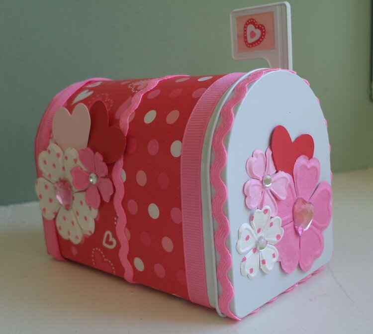 Valentine Altered Mail Box Pic 1