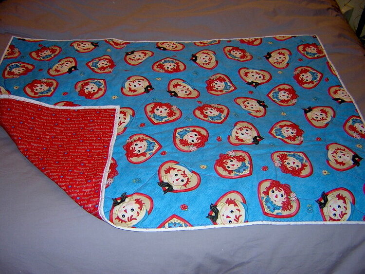 Raggedy Ann &amp; Andy Baby Quilt
