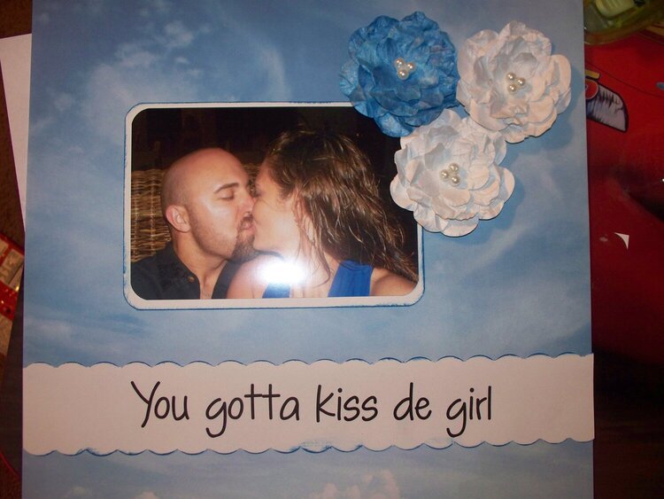 kiss de girl