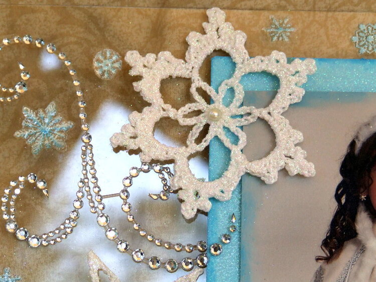 CLOSE UP OF CROCHET SNOWFLAKE