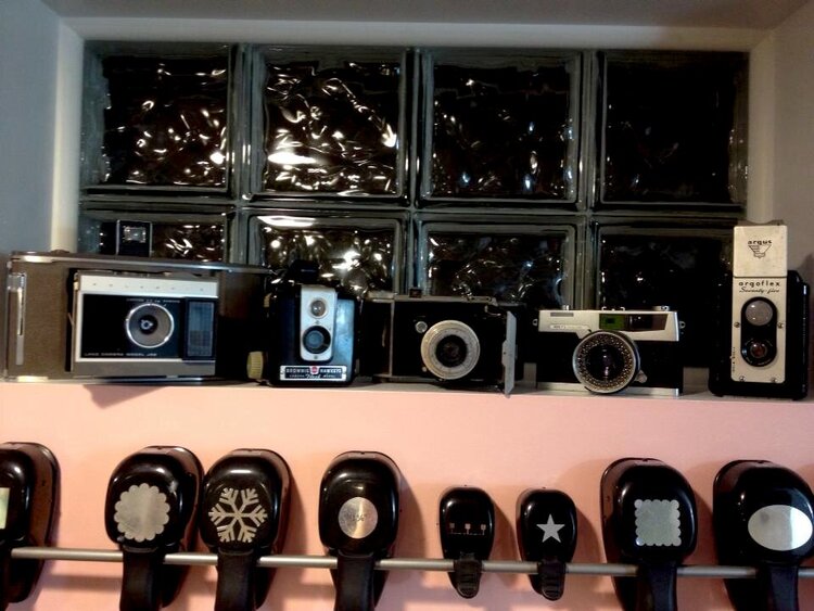 antique cameras for decoration