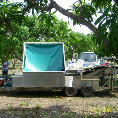 mango washing trailer