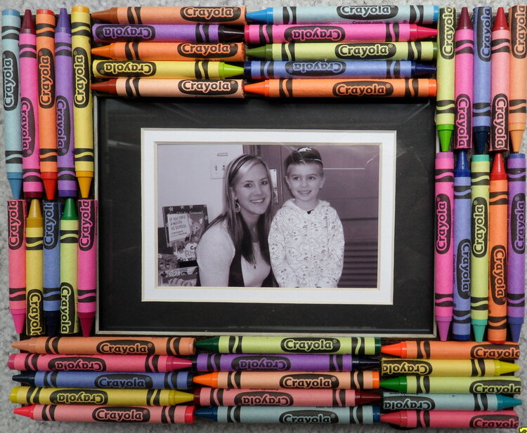 Crayon picture frame