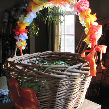 HAWAIIAN FRUIT ARRANGEMENT BASKET