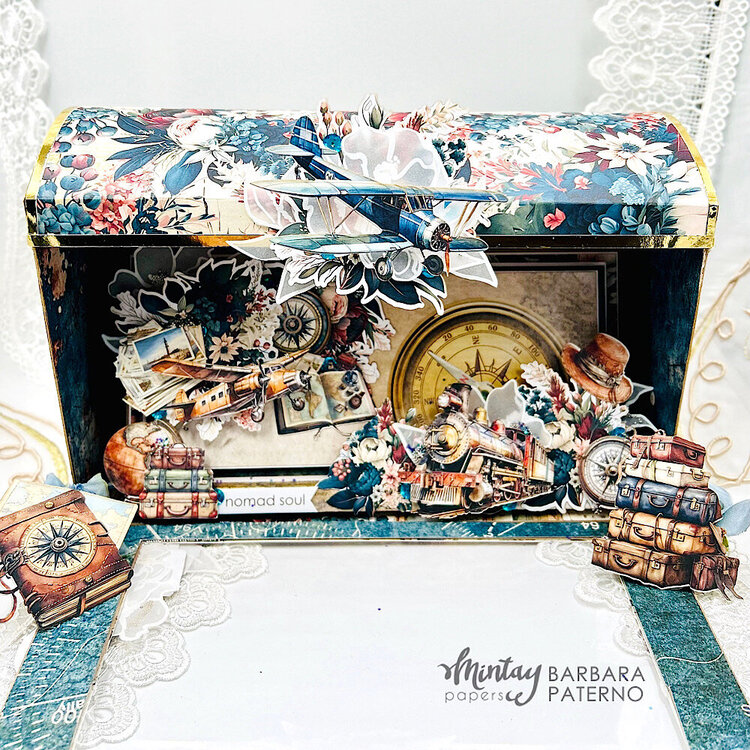 Card and a gift box with &quot;Traveller&quot; collection by Barbara Paterno