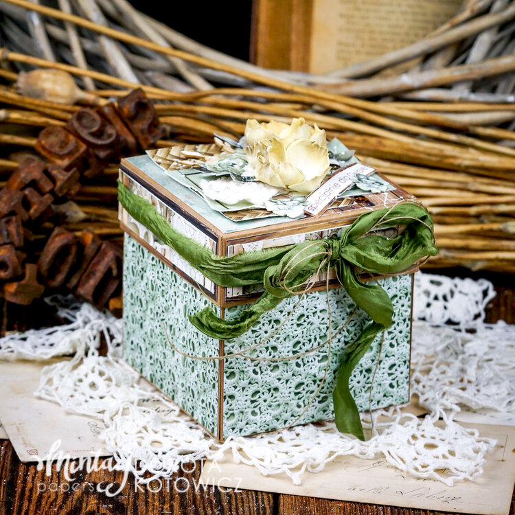 Exploding box with inspirational book inside with &quot;Rustic charms&quot; line by Dorota Kotowicz