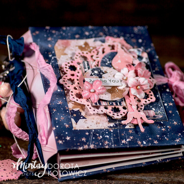Feminine album with &quot;Happy birthday&quot; collection and Chippies by Dorota Kotowicz