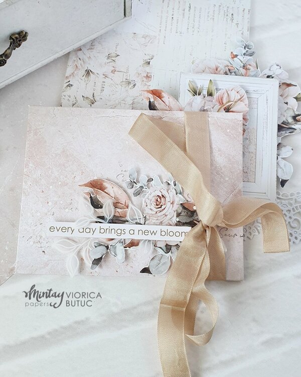 Giftbox with Florabella collection by Viorica Butuc