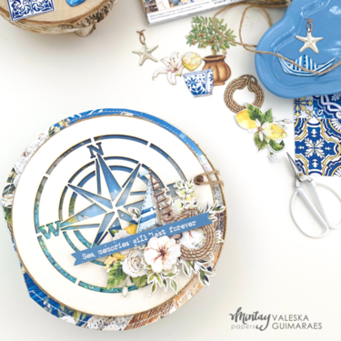 Mini album with "Mediterranean heaven" line and Compass Chippies base by Valeska Guimaraes