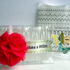 Pillow box gift card holders