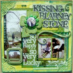 Kissing the Blarney Stone - www.twistedsketches.com -sketch #41 (green)