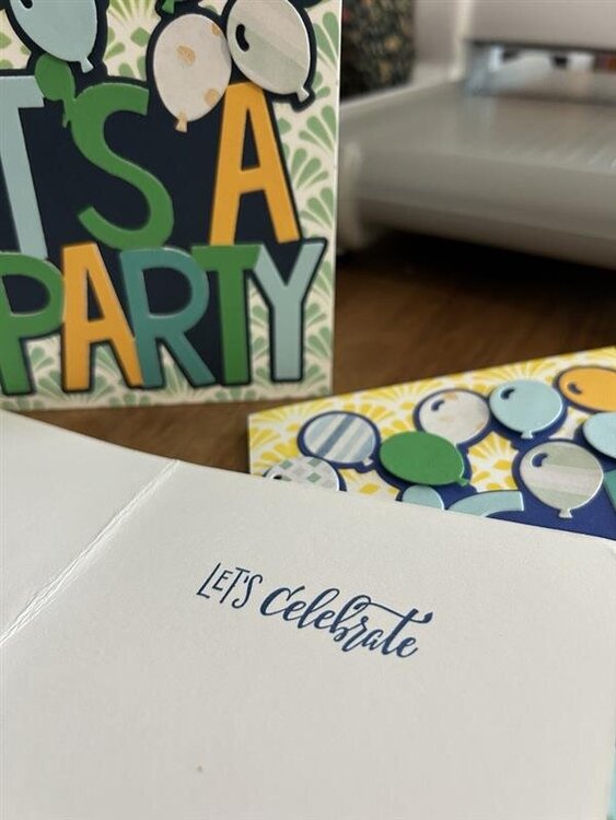 It&#039;s a Party Birthday Card Set