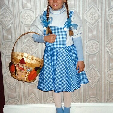 Dorothy -Wizard of Oz