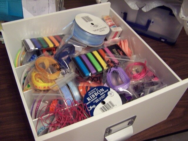 Ribbon drawer