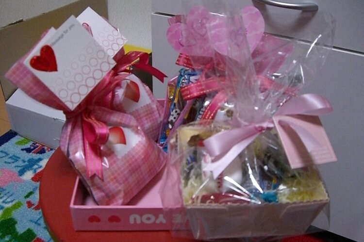 Valentine goodies for special friends and DH&#039;s co-workers