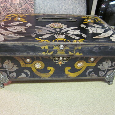 Victorian style keepsake box