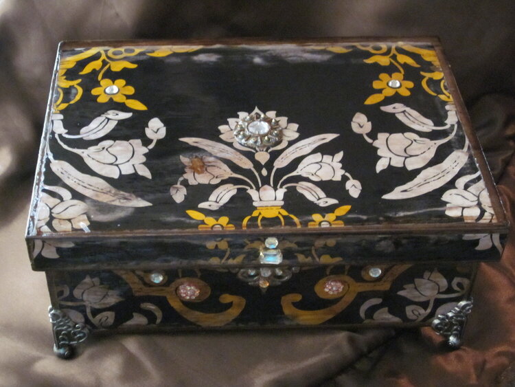 The Victorian Keepsake Treasures Box I made for my Son
