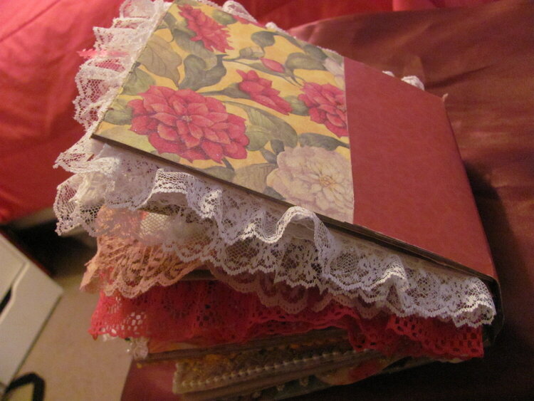 Made  for Martics's Spring cigar box &amp; mini album Swap