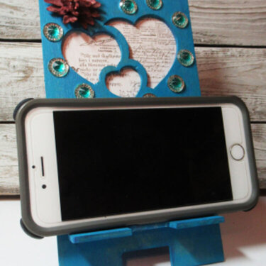 Hearts Wood Phone Stand