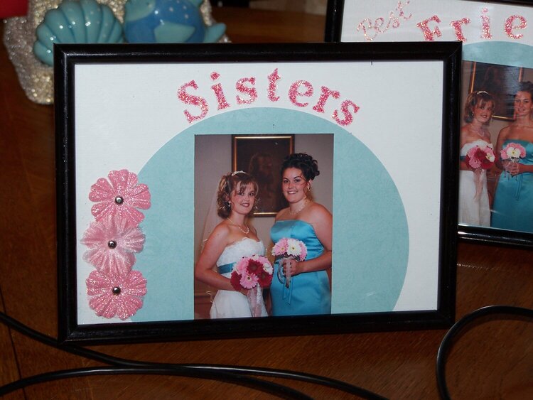 Sisters Frame
