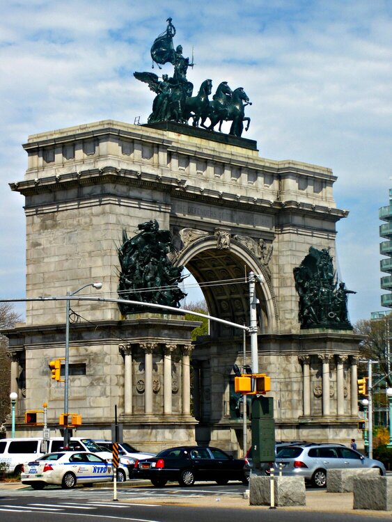 Soldiers and Sailors Arch
