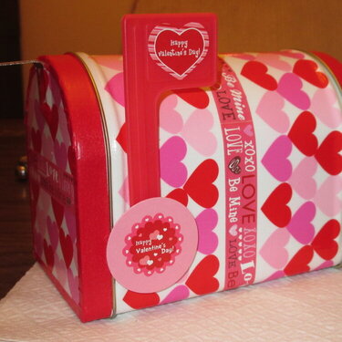 Valentine&#039;s Day Mailbox