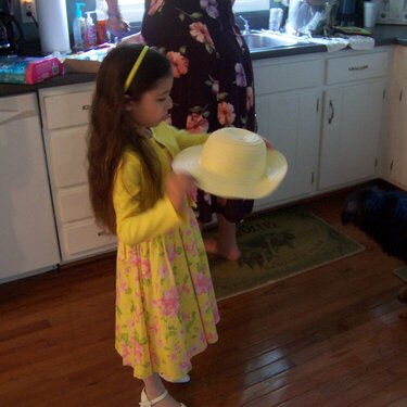 rachel looking at her new hat!