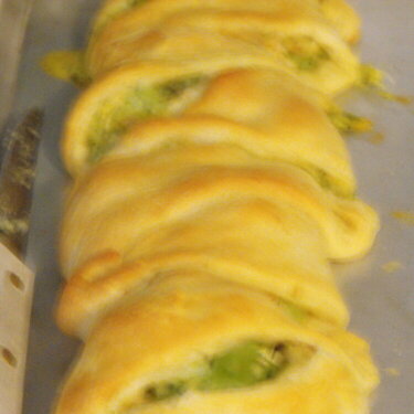 the finished chicken rolls