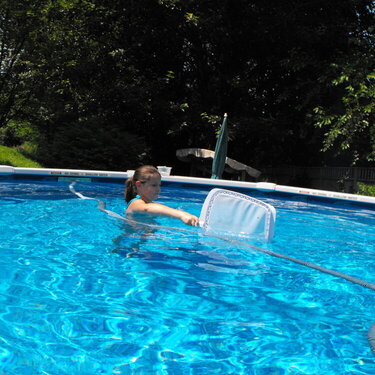 cleaning the pool   2009